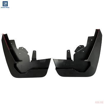 Брызговики передние оригинальные для Chevrolet Tahoe (2021-2024) № 84433550