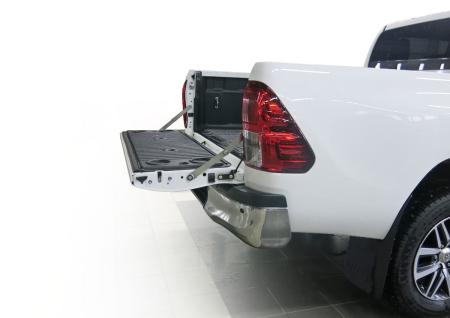 упор багажника для toyota hilux (2015-2025) 1 шт. № ab.st.5705.1