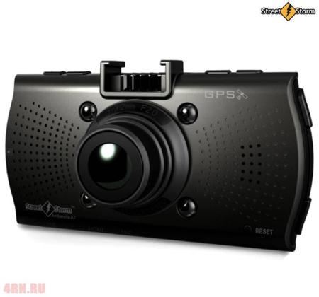 Видеорегистратор Street Storm CVR-A7810-G