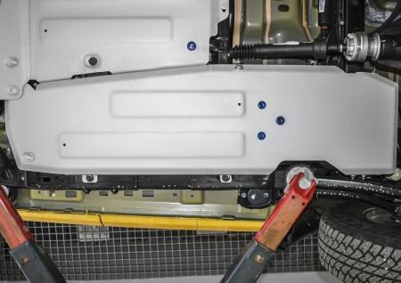 Защита топливного бака для Jeep Wrangler внедорожник 2-дв. 4WD (2017-2025) № 333.2746.1