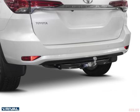Фаркоп для Toyota Fortuner (кроме TRD) (2017-2024) № F.5705.001