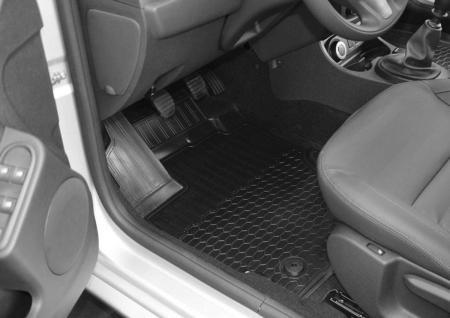Комплект ковриков салона и багажника для Renault Duster 2WD (2015-2020) № K14701007-2