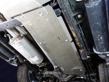 Защита топливного бака для Cadillac Escalade (2015-2020) № ZKTCC00196