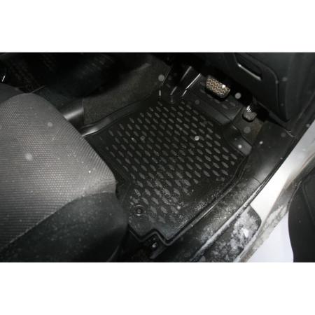 Коврики салона Element 3D для Toyota Wish передний привод, правый руль (2003-2009) 3 ряда № CARTYT00005