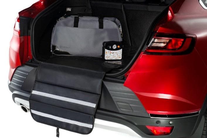 Коврик багажника с защитой оригинальный для Renault Arkana (2019-2022) 4WD № 7711821260